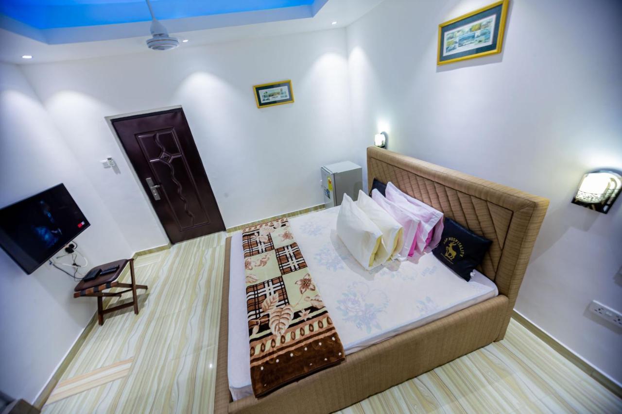 Nap Apartment Hotel Dansoman エクステリア 写真